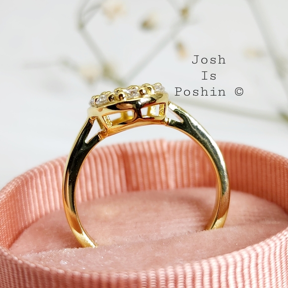 1.3CT Oval shape pave set moissanite ring in sterling silver - Picture 6 of 12